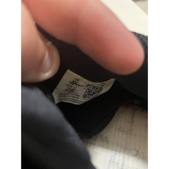 Nike Air Force 1 Type GS Black size(4y) - Picture 6 of 9